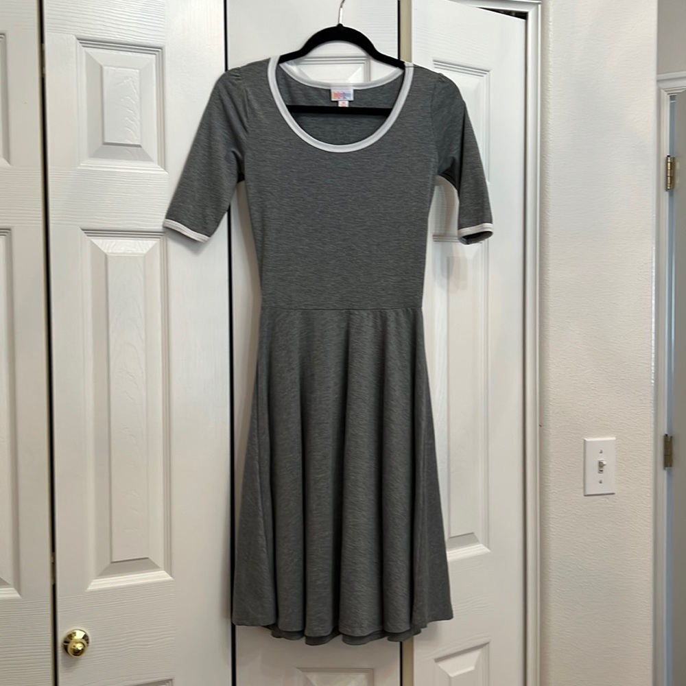LulaRoe grey short sleeve summer dress.
